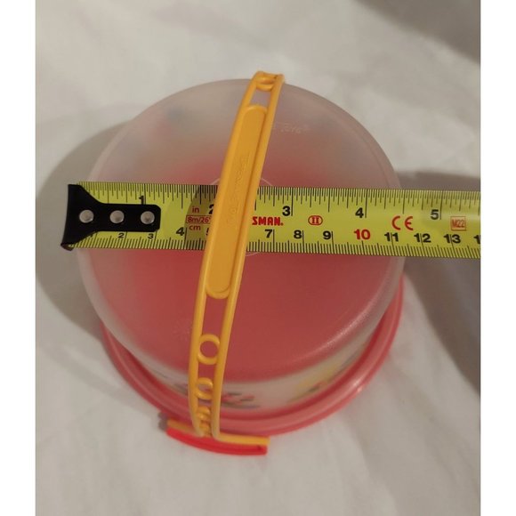 Vintage Tupperware Kids Set of 4 Cups & Matching Cake Taker With Handle Lot - Picture 8 of 10